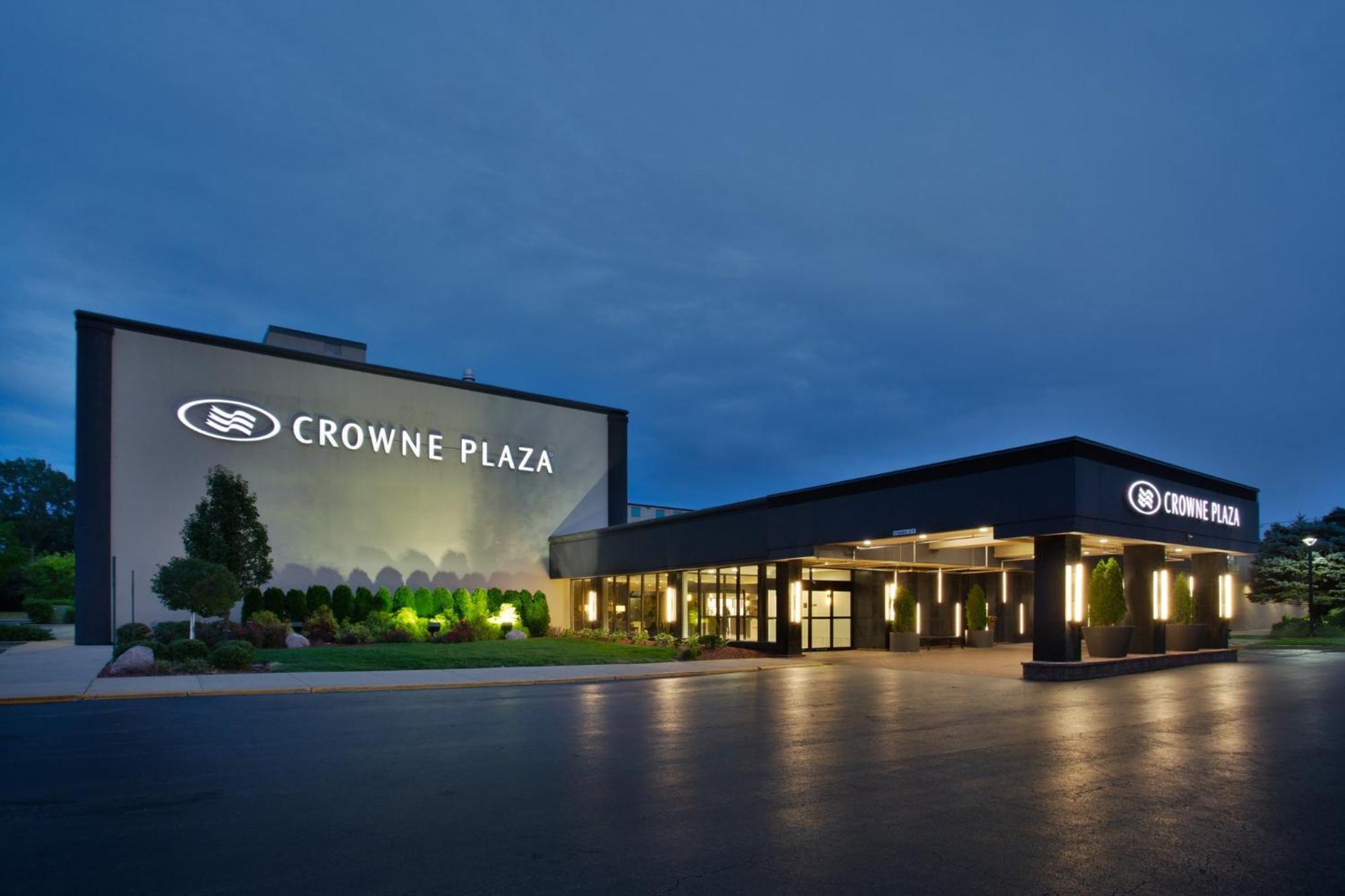 Crowne Plaza Chicago-Northbrook By Ihg Hotel Exterior photo