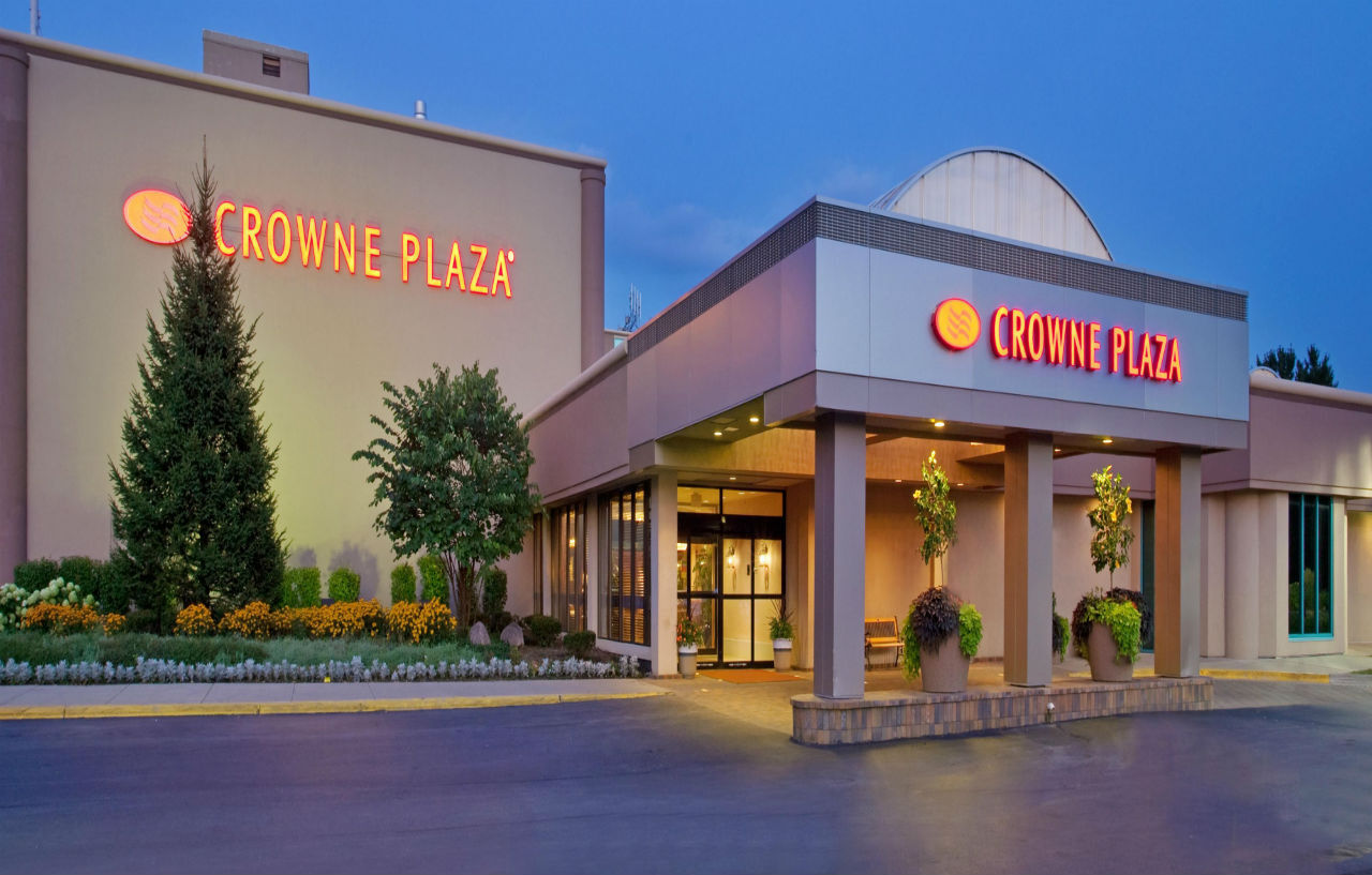 Crowne Plaza Chicago-Northbrook By Ihg Hotel Exterior photo